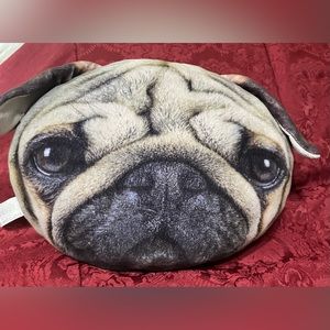 EXPRESSIONS PUG
DOG FACE PLUSH  Size 17 “wide  12.5 long